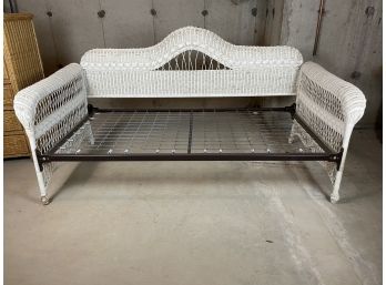 White Wicker Day Bed Frame