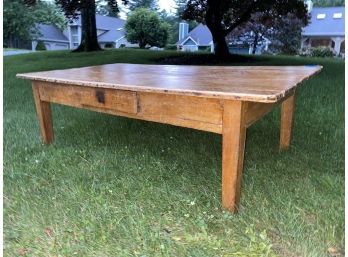 B24, Antique Pine Coffee Table