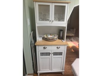 White Cabinet