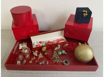 Christmas Jewelry And Coordinating Storage Boxes With Tray