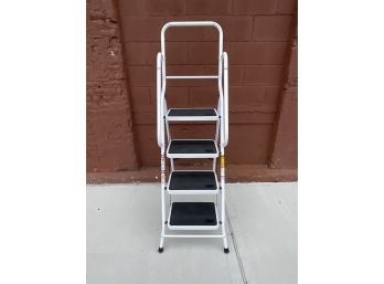 Folding Step Ladder