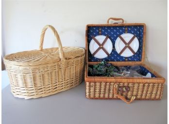 Grey Goose Picknick Basket With Contents + Second Picknick Basket