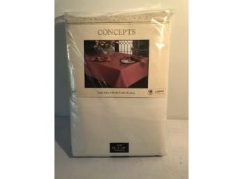 Oblong 60 X 104 Table Cloth Off White