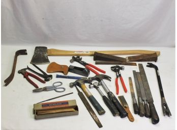 Miscellaneous Hardware Lot, The IXL Group 36 Ax, Hammers, Dasc Pro Chisel