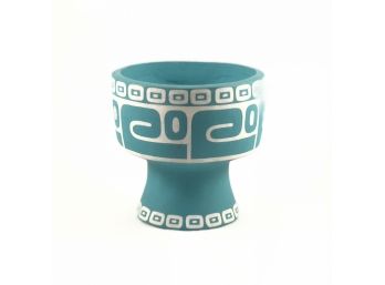 Rare Vintage Turquoise HDR Uxmal Aztec Vase