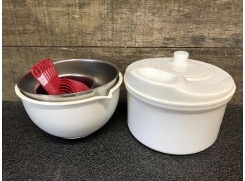 Kitchenware Lot