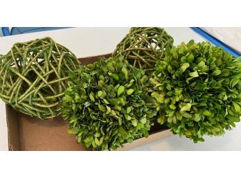 (4) Greenery Decorative Balls