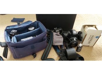 (2) Minolta Cameras With Lens And Carrying Bags