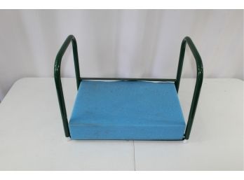 Lightweight Foam Kneeler