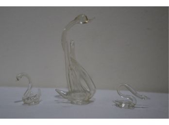 Glass Animal Swans (B)