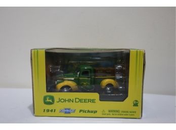 John Deere Pick Up In Box (P)