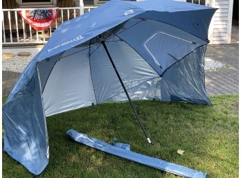 Brand New Unused 9' Foot Blue Travel Sports / Beach / Event Umbrella Tent 50 UPF Protection