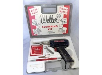 Nice Weller Soldering Kit With Model 8200PK Gun Great Shape!