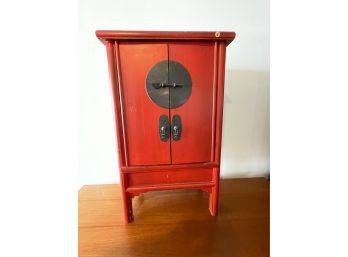 A CUTE RED LIQUOR CHINESE DIMINUTIVE CABINET