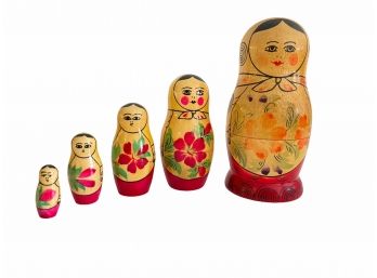 Vintage Matryoshka Russian Nesting Doll Set Of Five (B)