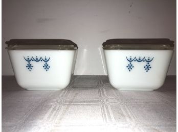 Pair Of Pyrex Blue & White Glass Refrigerator Covered Containers