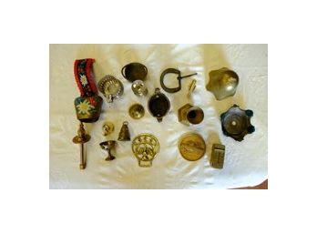 Lot Of Over 15 Brass / Metal Items  ~ Bells  And Alot Of Miscellaneous  Items