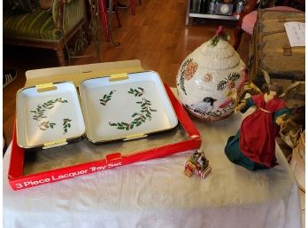 Lot Of 4 Christmas Items~ Cookie Jar~ Trays~  Angle ~Cat  Ornament ~ Circa 1970s