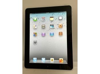 Apple First Generation IPad Tablet 32 Gig Model MB293LL - Working