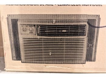 Frigidaire Gallery Air Conditioner With Extension Flaps - 24x22x17'