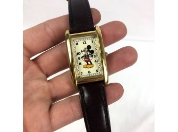 2004 Fossil Disney Mickey Wrist Watch