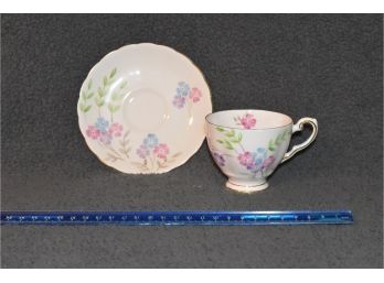 Tuscan Fine English Bone China Crown And Wings Mark Cup: 3.75'x2.75' Saucer: 5'