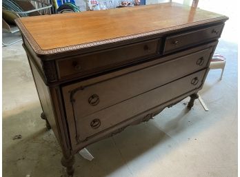 Solid Wood Dresser 52'x21'x34'