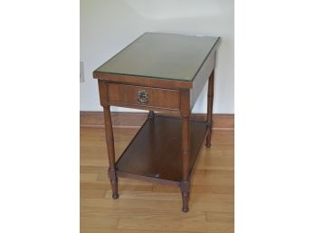 Henredon Side End Table With Drawer 14'x22.5'x22'