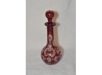 Cut Red Glass Cruet Bottle And Stopper 2.5'x6.5'