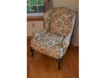 Wingback Chair Upholstered Clean Sturdy And Comfy 27'x40'x32'