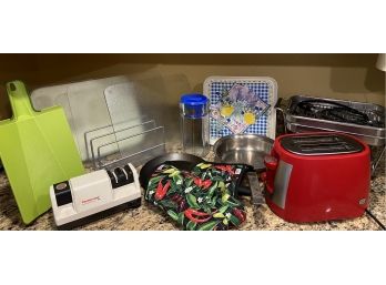 Electric Broiler Knife Sharpener Glass Cutting Boards Toaster