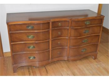 Solid Wood Dresser 62'x34.5'x21.75' Mahogany? Drexel?