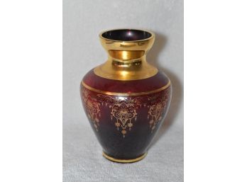 Gold And Red Bohemian Csech Vase 4'x5'