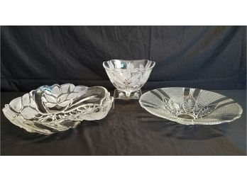 Frosted Glass Fruit Bowls With Floral Design & FNG Indonesia Fruit Bowl