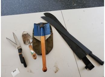 Foldable Military Shovel, Machete, Trowel And Shears