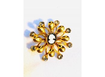 Vintage Gold Tone Fleurette And Black Cameo Brooch