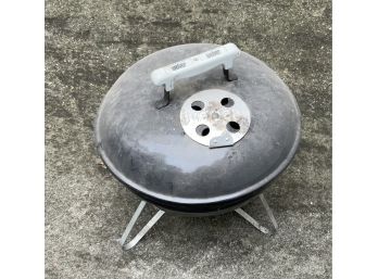 Small Weber Grill ~ Great For Tailgating ~