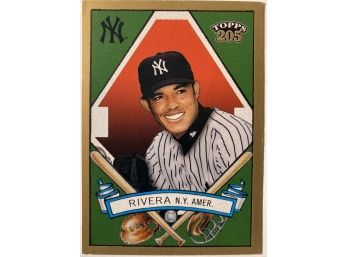 HOF Mariano Rivera '03 Topps Series 400 Designs