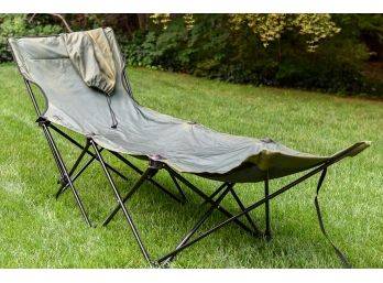 Folding Portable Lounging Chair With Carrying Case