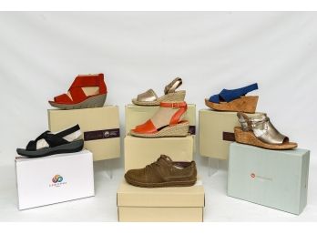 NEW! Collection Of Clarks Shoes (Size: 8 1/2)