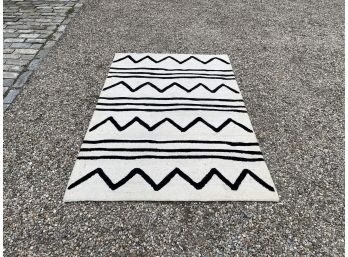 Ivory/ Black Safavieh Kids 4 X 6 Wool Rug