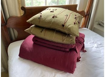 Pottery Barn Quilt, Sham & Throw Pillow Set - King