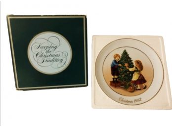 Avon Christmas Memory Series 1982 Porcelain Plate
