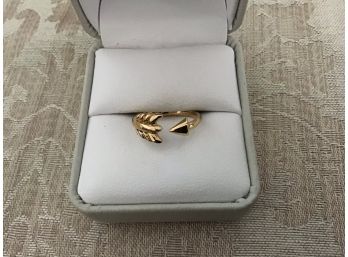 Gold Tone Arrow Shaped Ring - Lot #21