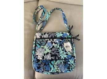 New With Tags Vera Bradley Double Zip Mailbag Camofloral