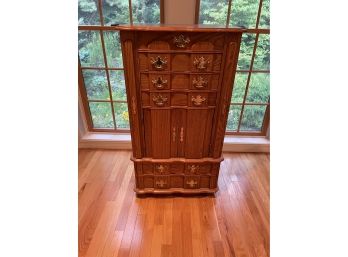 Large Free Standing Oak Jewelry Armoire. Plenty Of Space For All Your Jewelry Storage!!