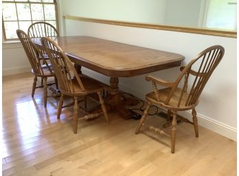 Expandable Oak Table And Four Chairs (66 Inches With No Leaves-110 Inches With All Four Leaves)