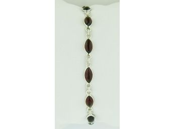 Sideways Oval Red Garnet In Sterling Silver Bracelet Size 7'