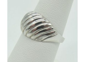 14K White Gold Shrimp Dome Ring