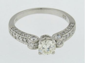 1 Carat Diamond Engagement Ring